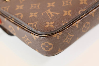 Louis Vuitton Pochette Metis Monogram
