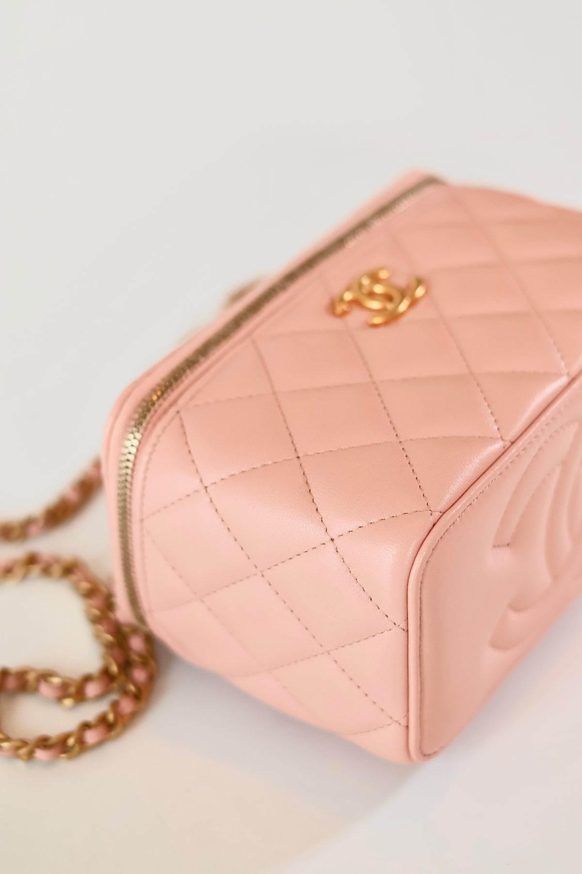 Chanel vanity light pink