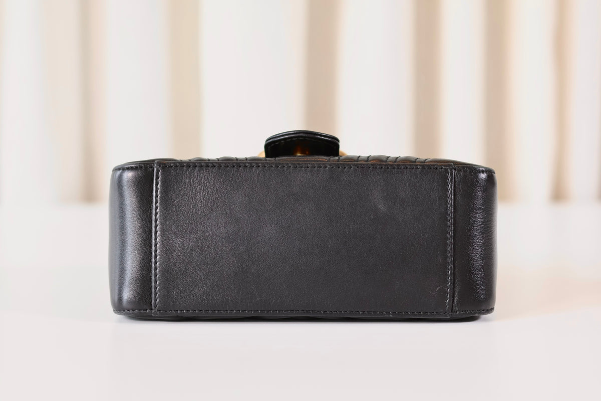 Gucci Marmont top handle black
