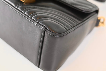 Gucci Marmont top handle black