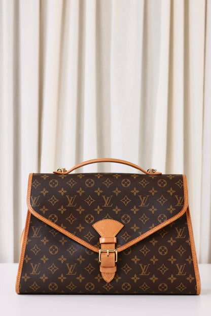 Louis Vuitton Bell Air + strap