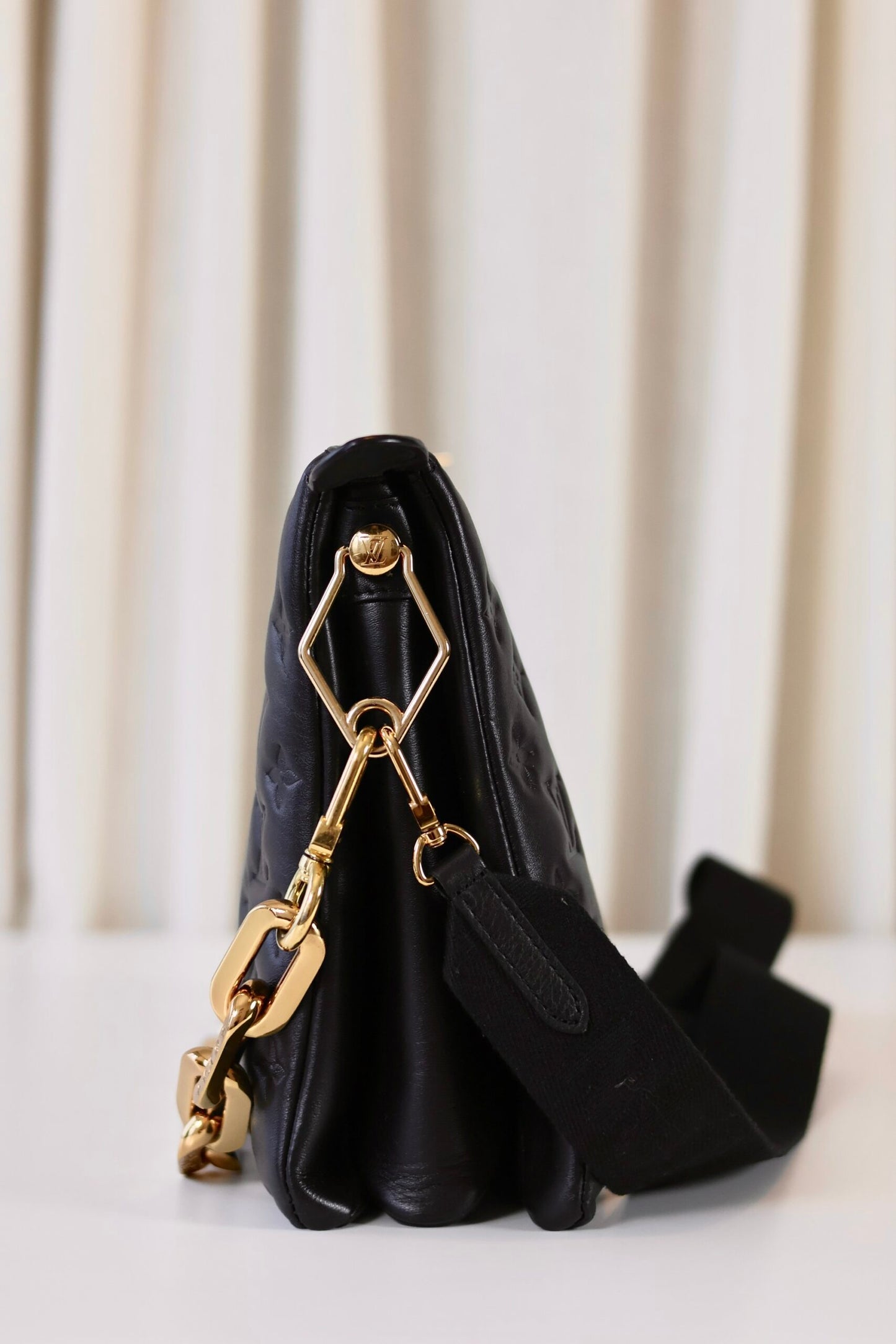 Louis Vuitton Coussin MM