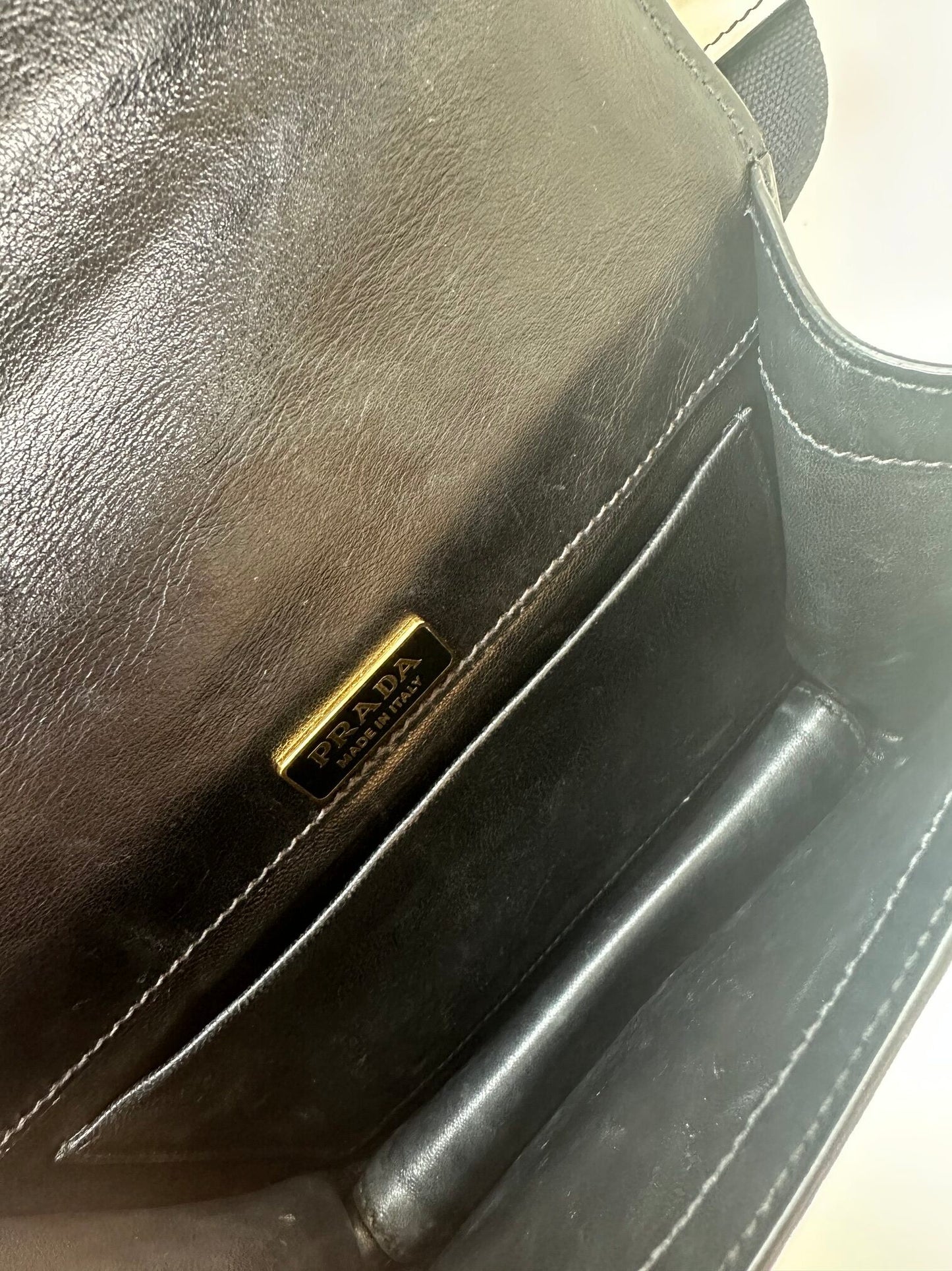 Prada Pionniére black white
