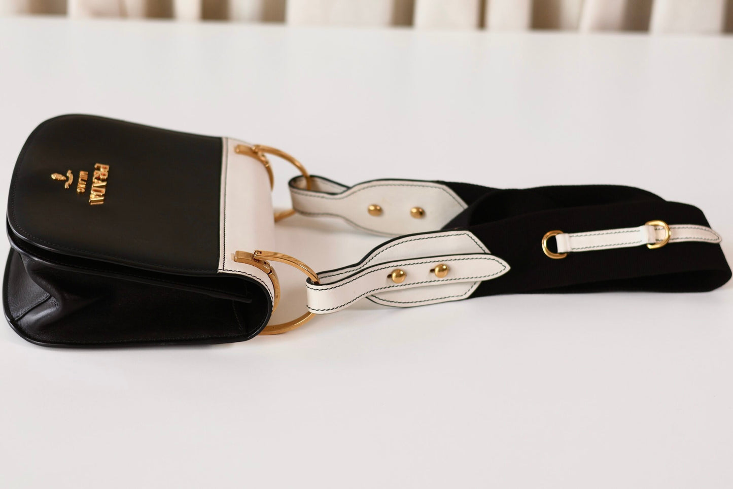Prada Pionniére black white