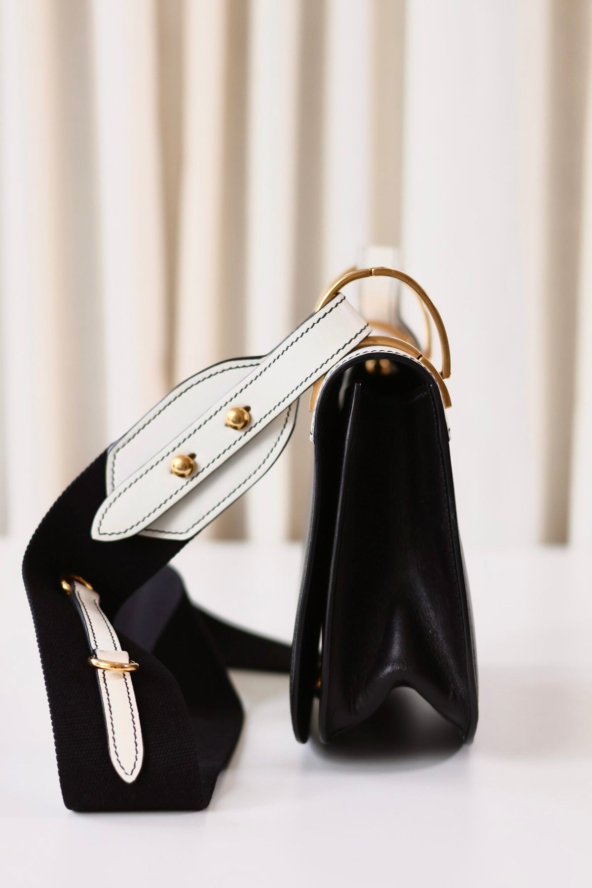 Prada Pionniére black white