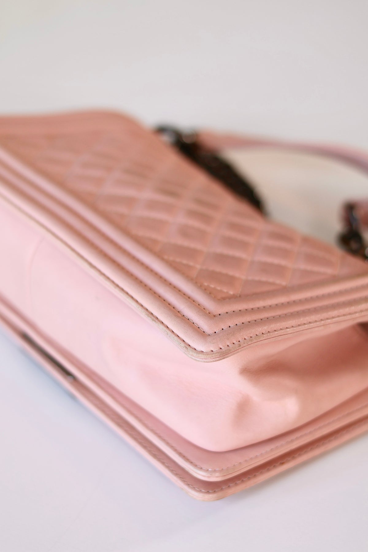 Chanel Boy Bag Medium Light Pink