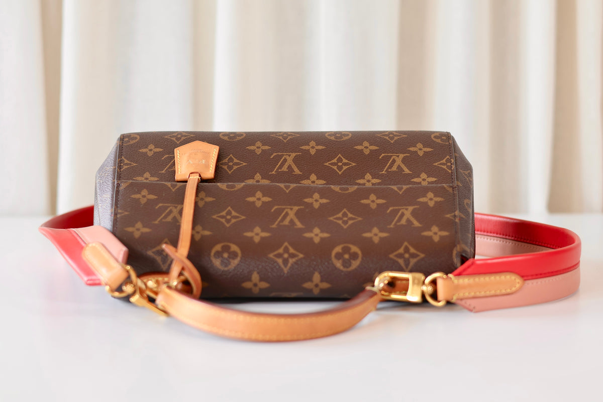 Louis Vuitton Cluny Monogram