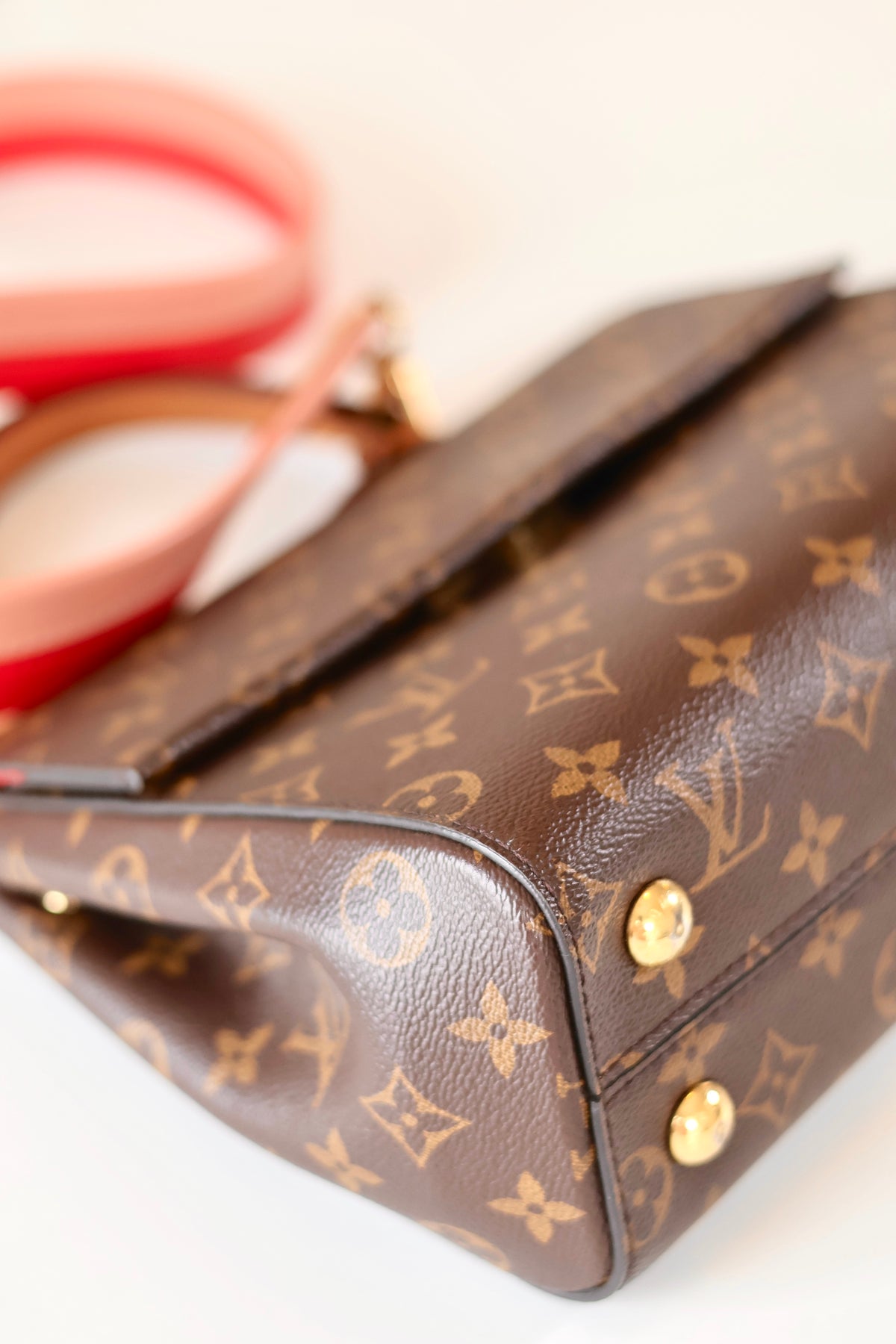 Louis Vuitton Cluny Monogram