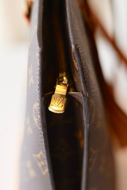 Louis Vuitton Babylone Monogram