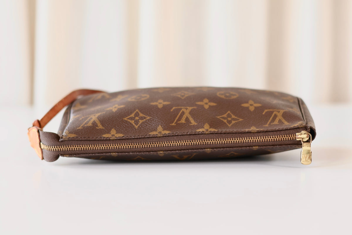 Louis Vuitton Pochette Accesories Monogram