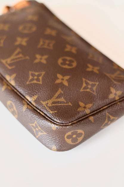 Louis Vuitton Pochette Accesories Monogram