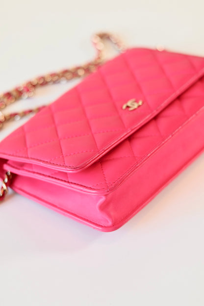Chanel Classic Wallet On Chain Pink