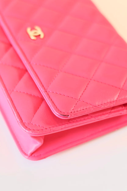 Chanel Classic Wallet On Chain Pink