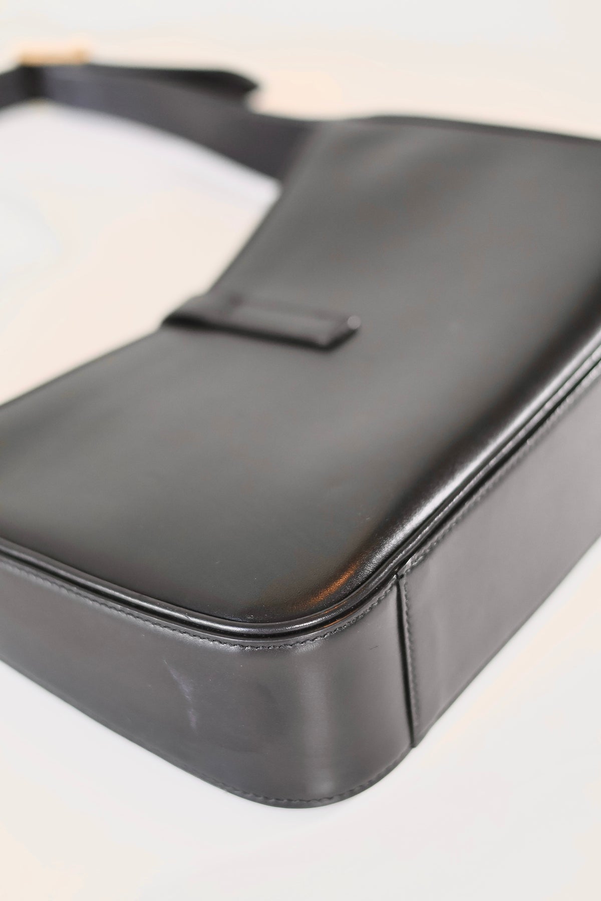 Saint Laurent Le 5 A 7 Hobo