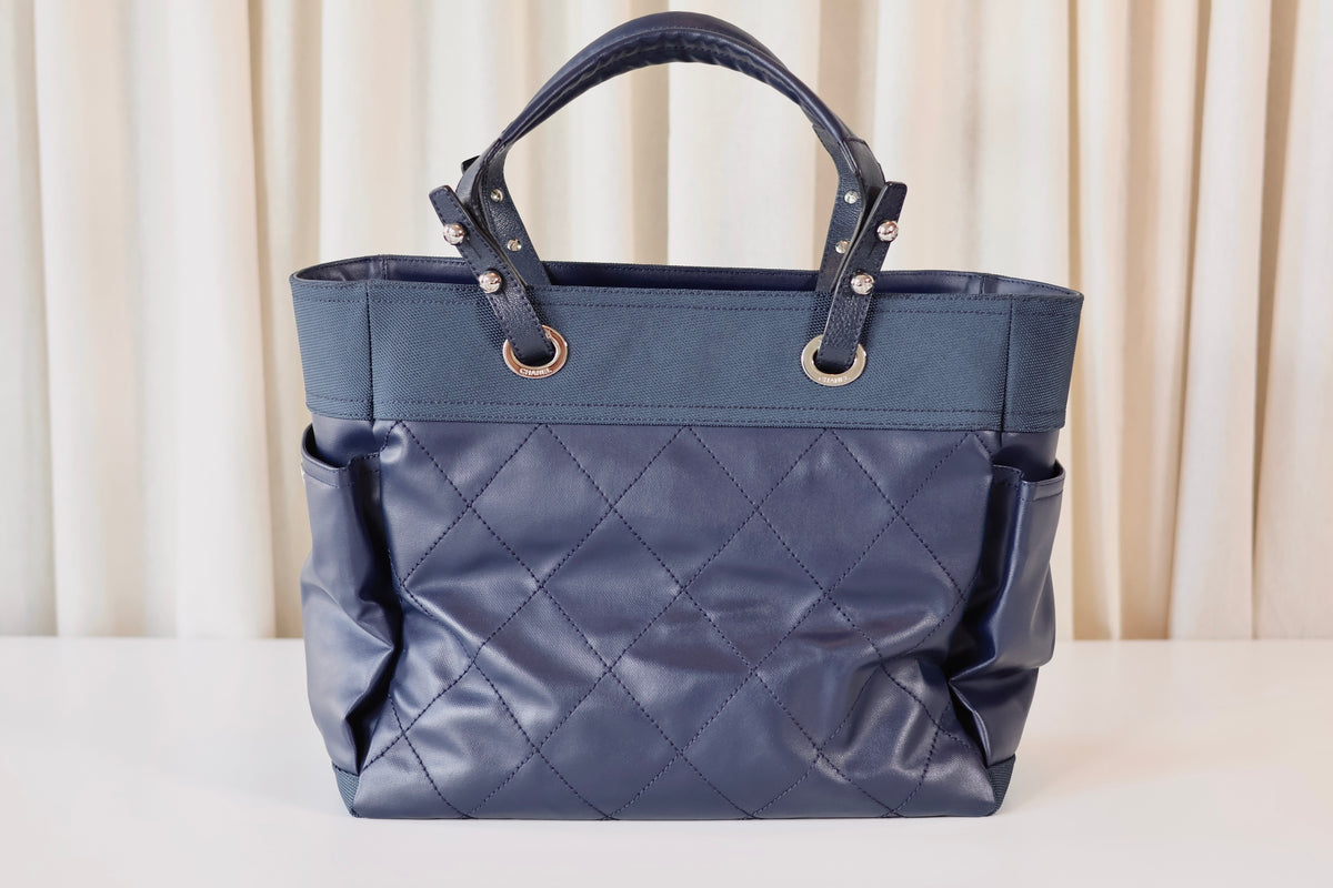 Chanel Biarritz handbag Navy