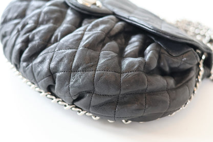 Chanel Chain Around black