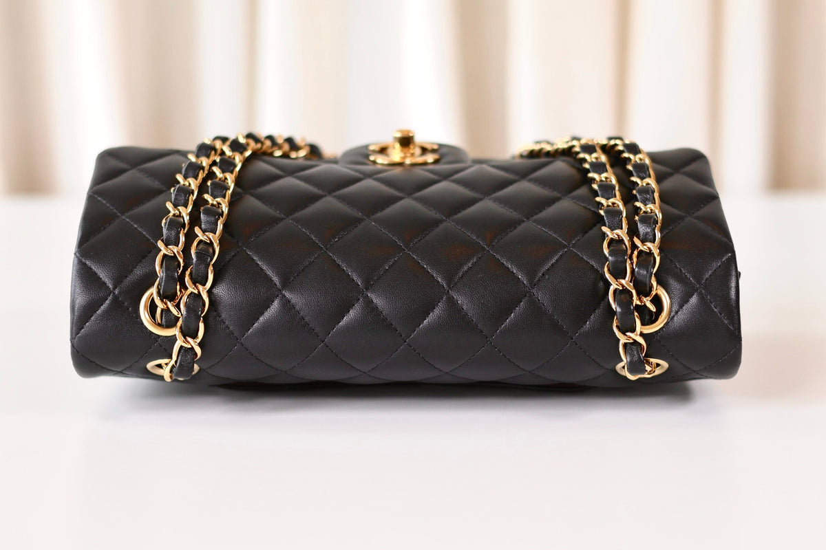 Chanel classic medium double flap bag black