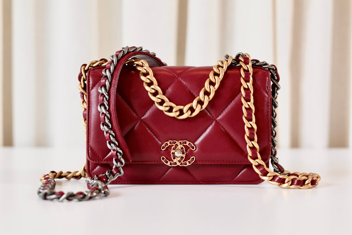 Chanel 19 Wallet On Chain Burgundy