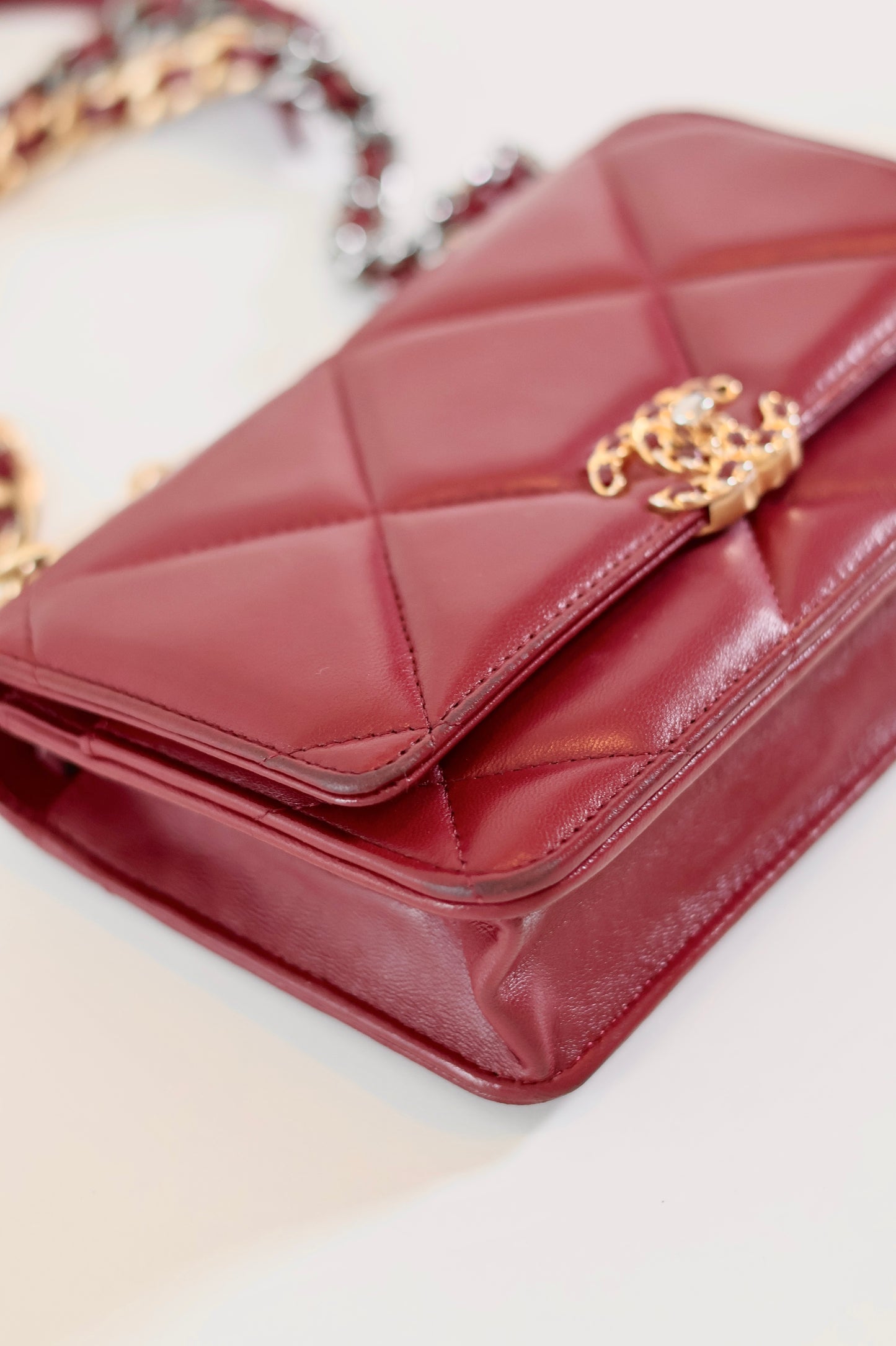 Chanel 19 Wallet On Chain Burgundy