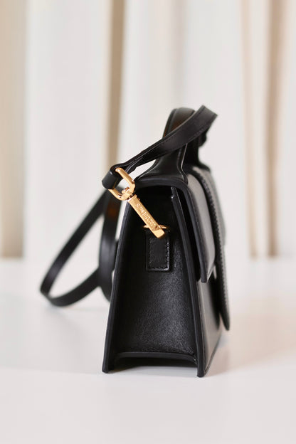 Jacquemus Bambino black