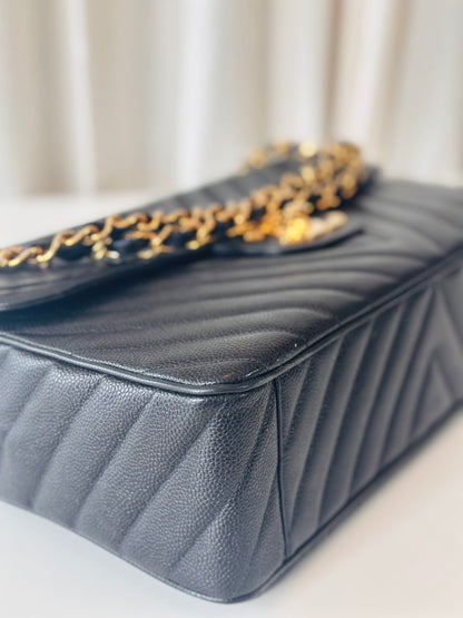Chanel chevron Jumbo Maxi