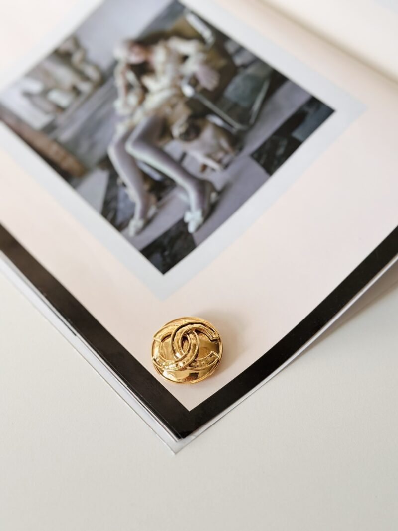 Chanel vintage brooch - Image 2