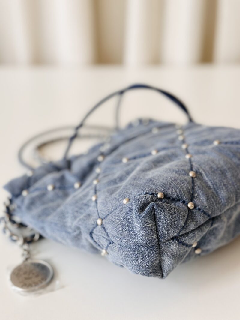 Chanel 22 Denim - Image 9