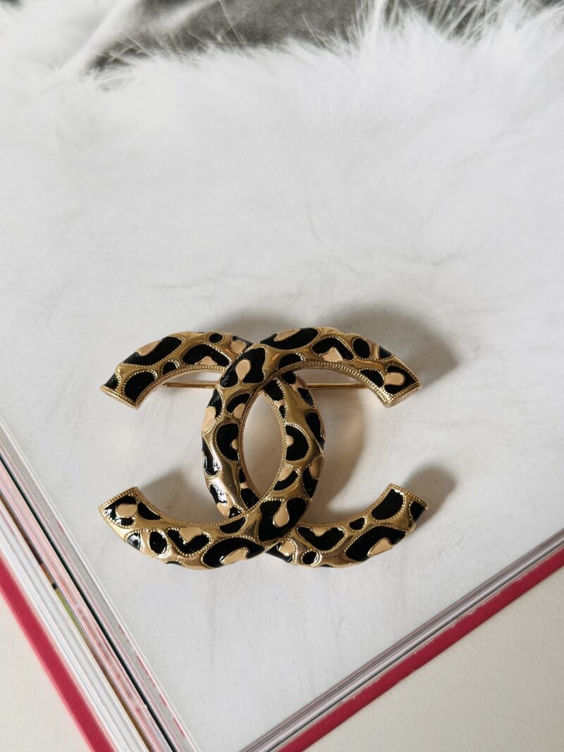 Chanel leopard brooch
