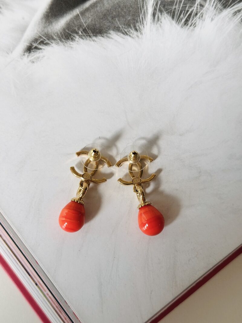 Chanel orange pearl earrings - Image 2