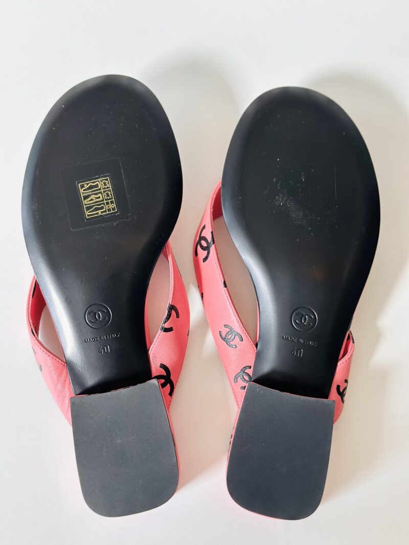 Chanel pink sandals - Image 4