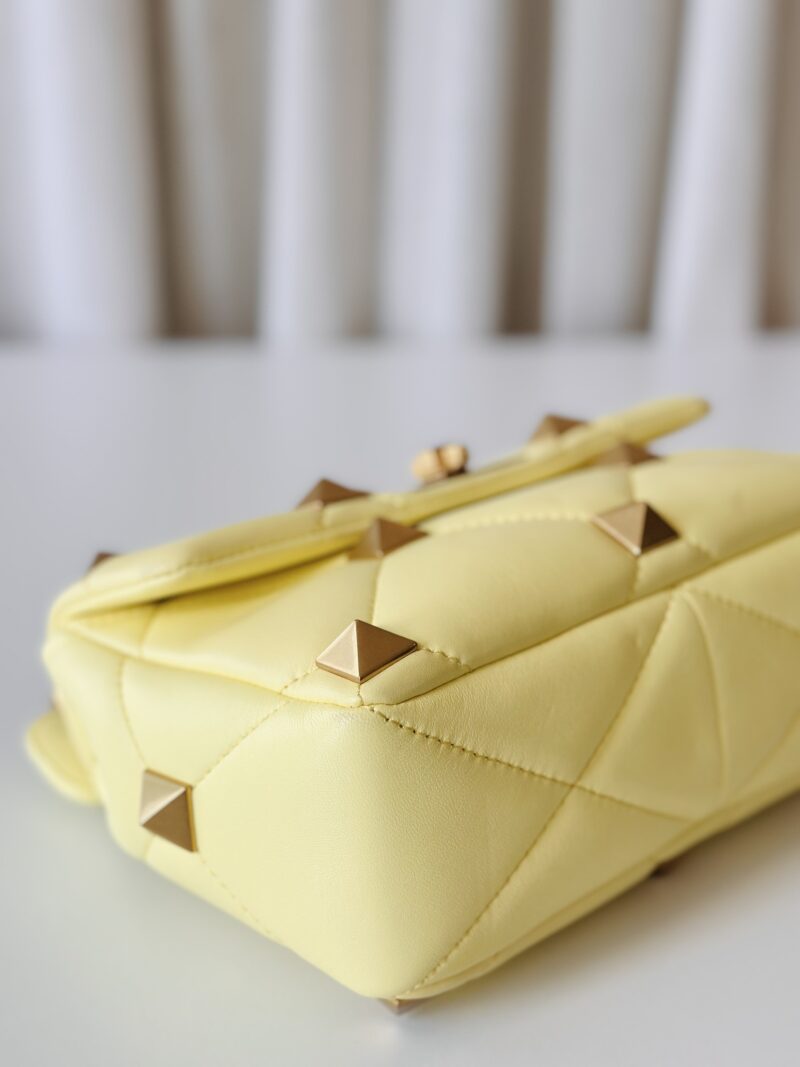 Valentino yellow Stud Roman bag - Image 5
