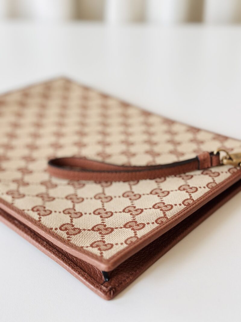 Gucci x new york yankees clutch - Image 8