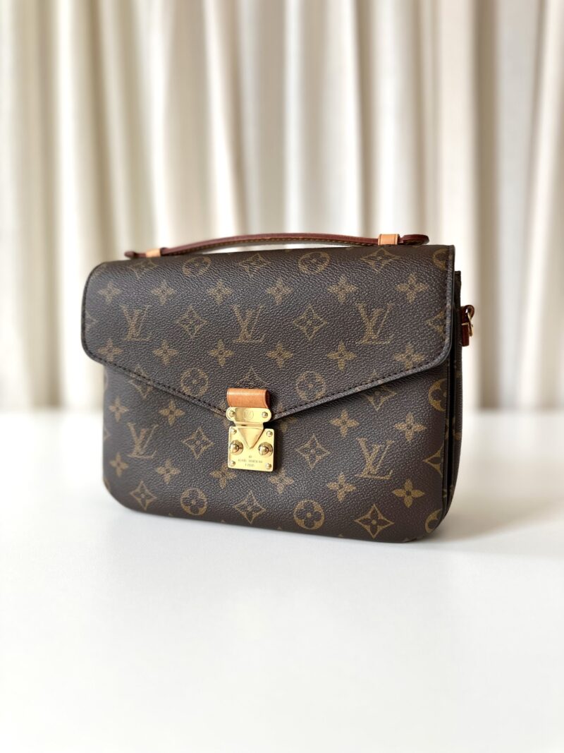 Louis Vuitton Pochette Metis monogram - Image 2