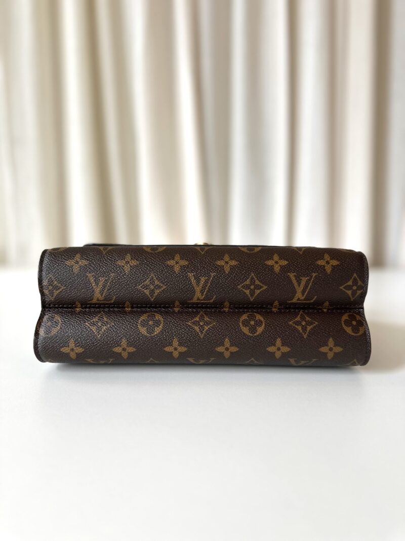 Louis Vuitton Victoire - Image 6