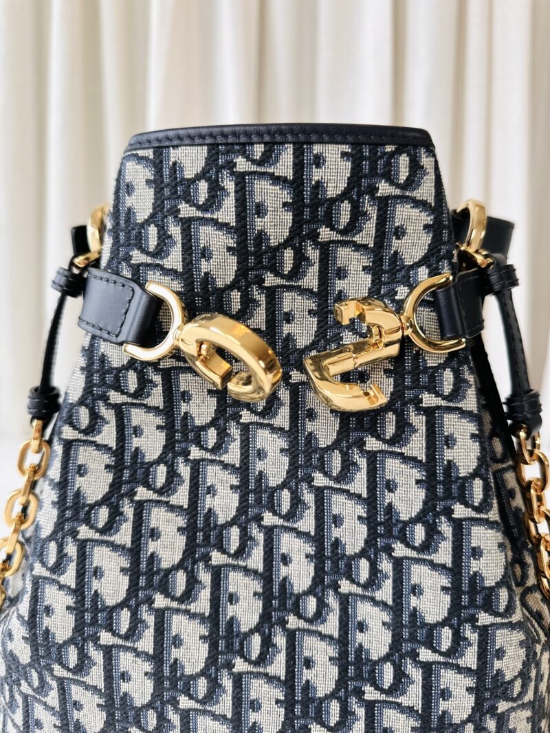 Dior C'est medium - Image 9