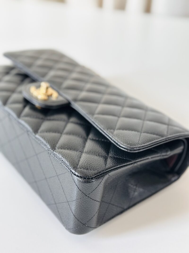 Chanel classic medium double flap bag - Image 7