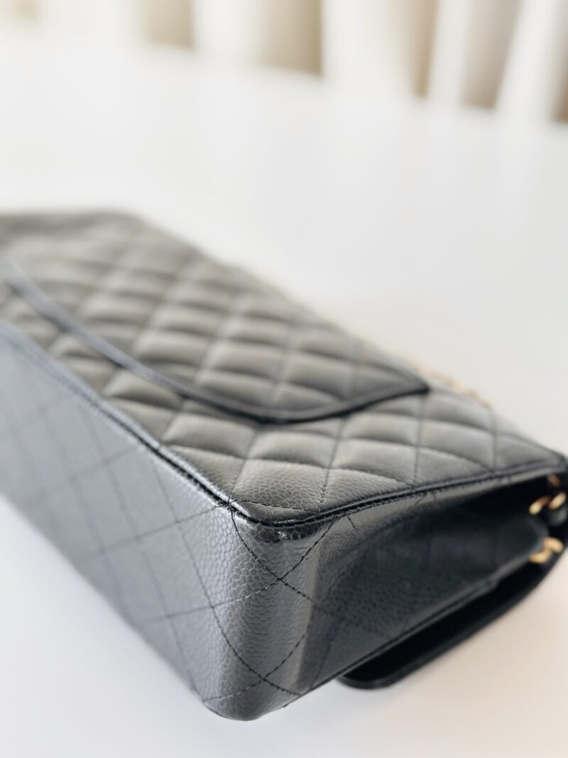 Chanel classic medium double flap bag - Image 9