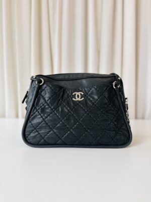 Chanel shoulder bag