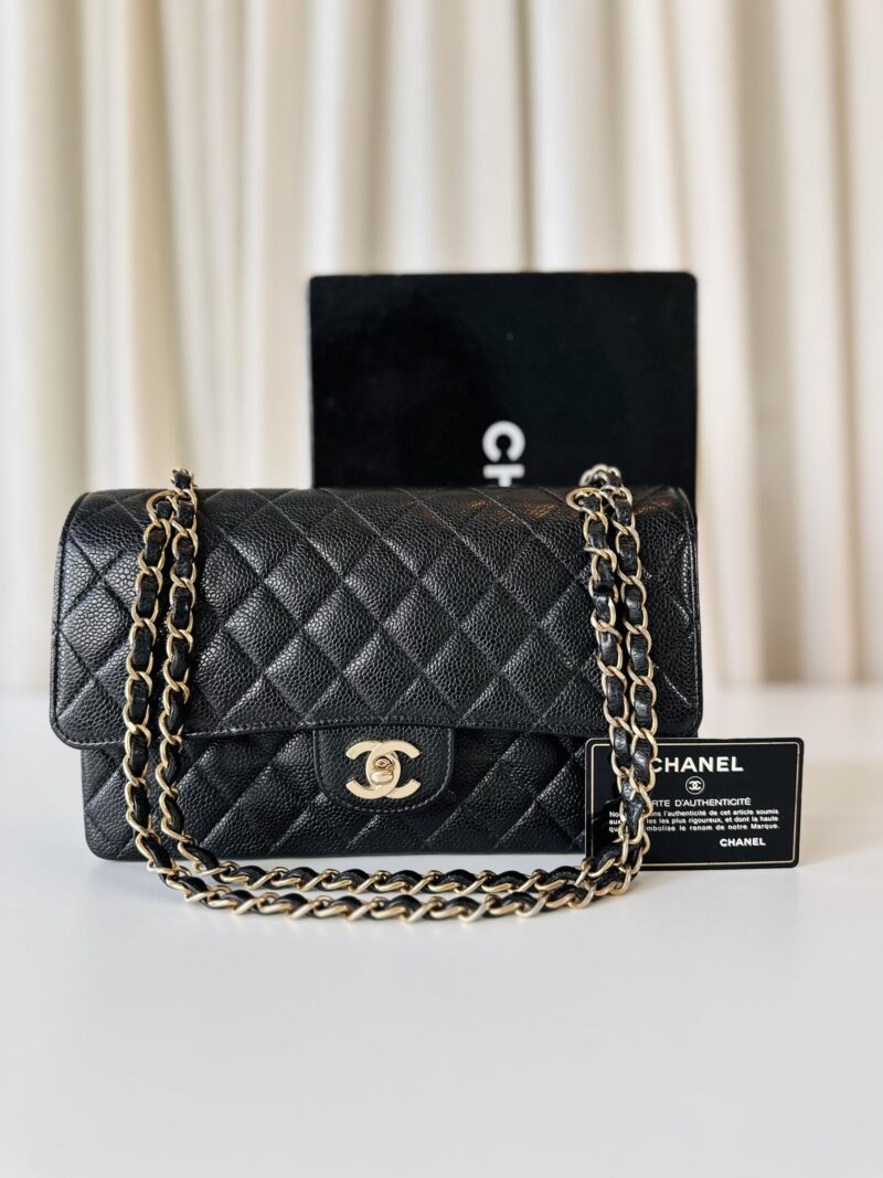Chanel black vintage medium classic double flap bag - Image 11