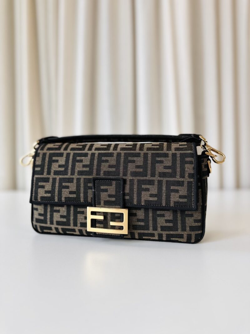 Fendi Baquette - Image 2