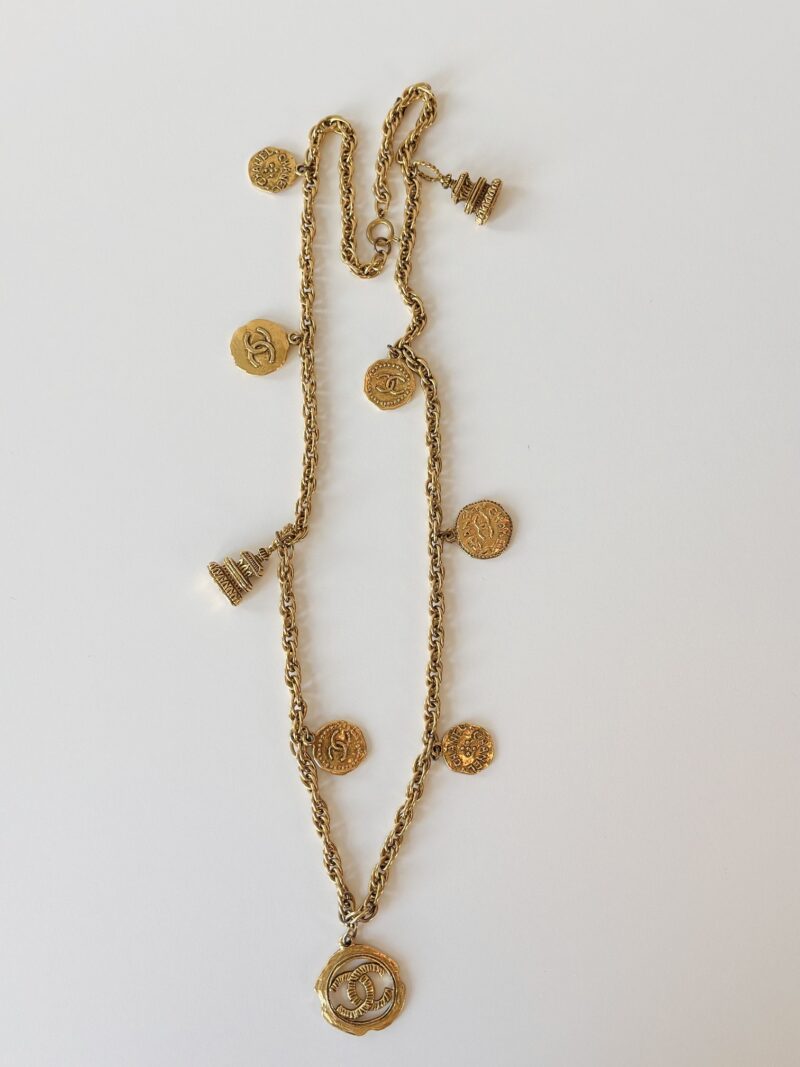 Chanel necklace - Image 3