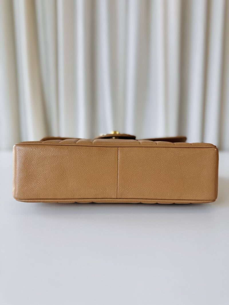 Chanel vintage jumbo beige - Image 5