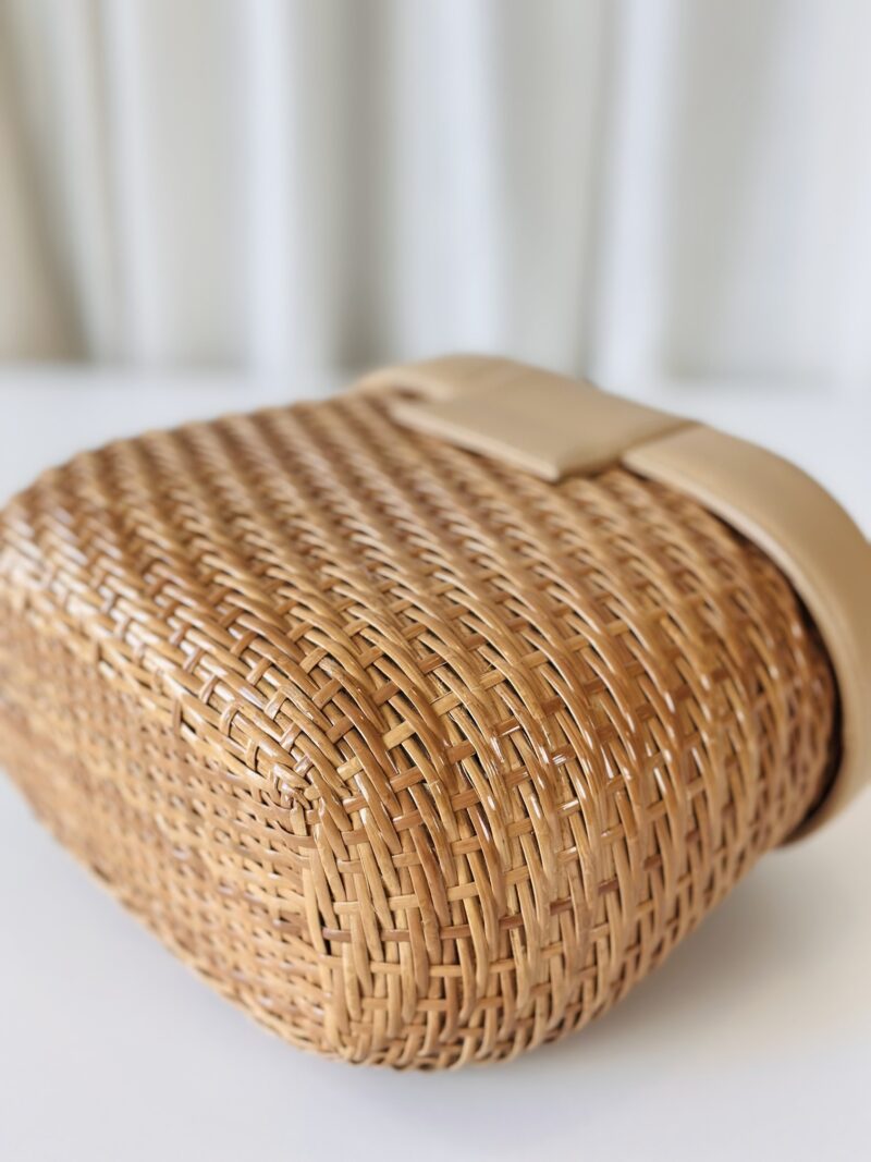 Rare Chanel wicker bag - Image 9