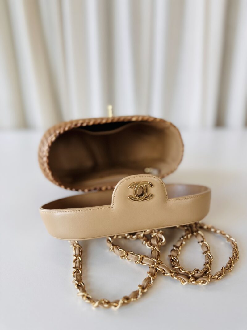 Rare Chanel wicker bag - Image 12