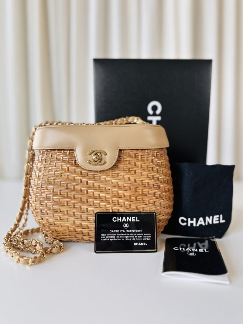 Rare Chanel wicker bag - Image 14