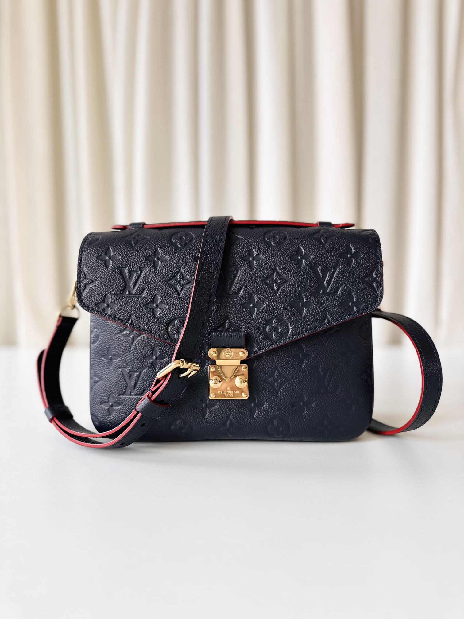 Louis Vuitton Pochette metis - Image 3