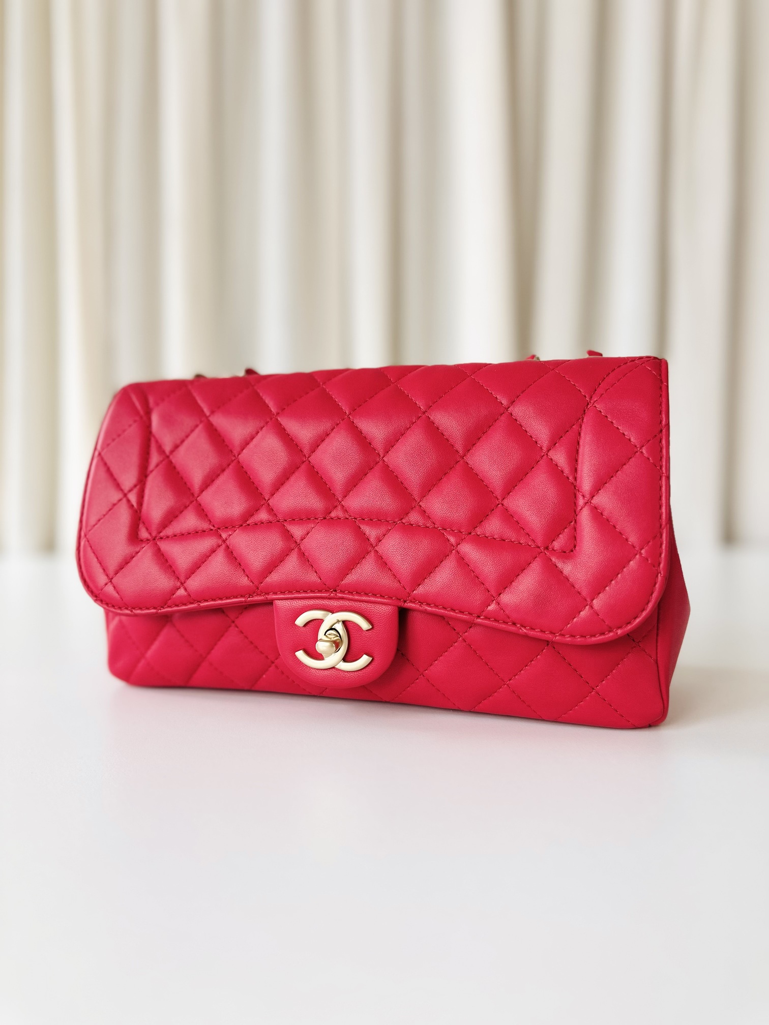 Chanel single flap bag - Image 2