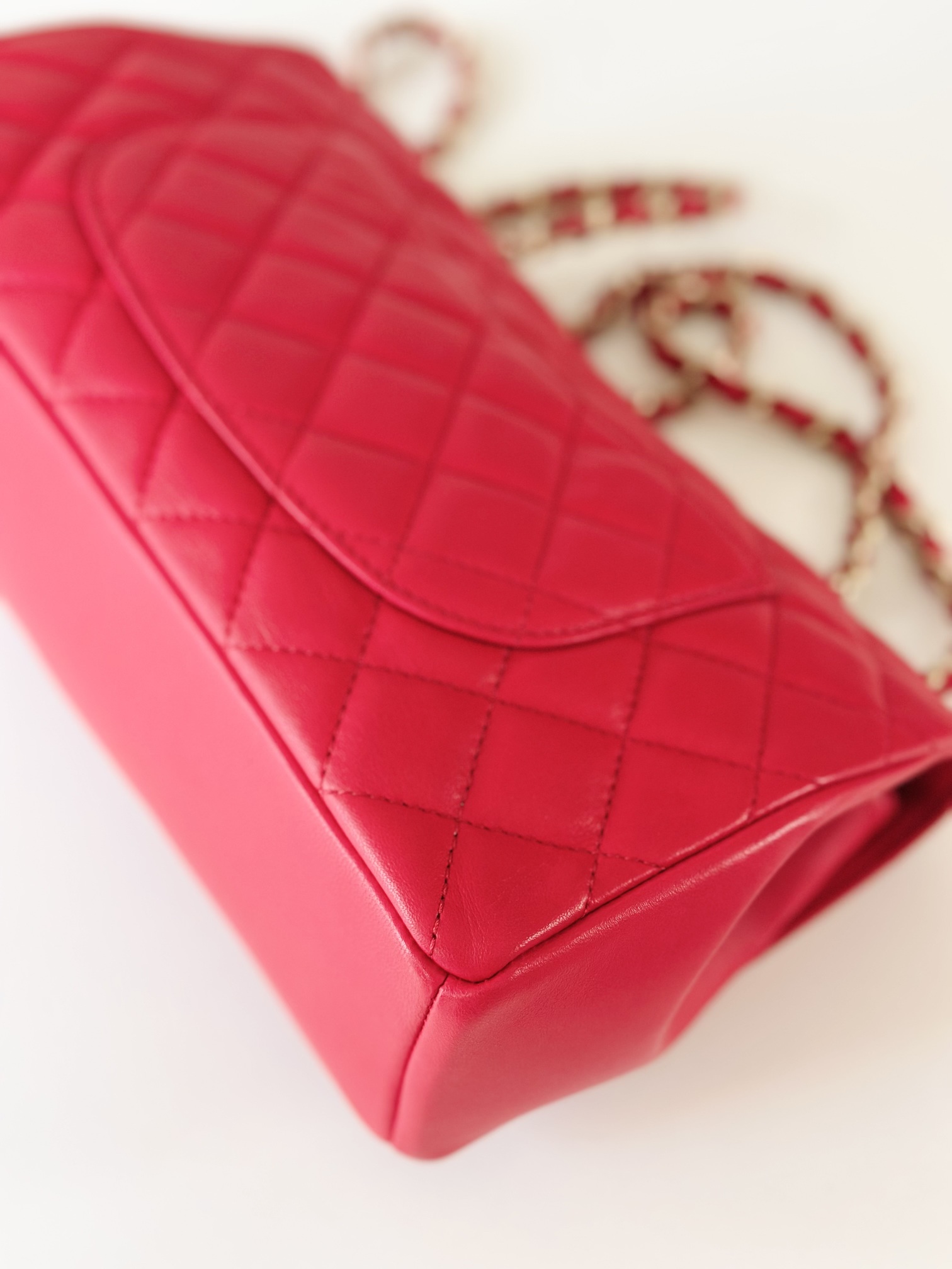 Chanel single flap bag - Image 9