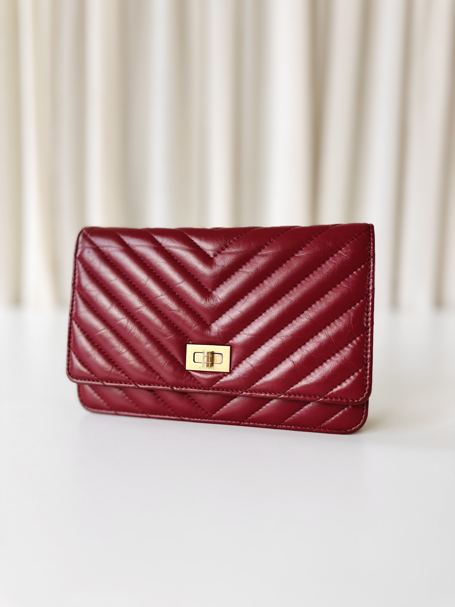 Chanel Reissue wallet on chain - Image 2