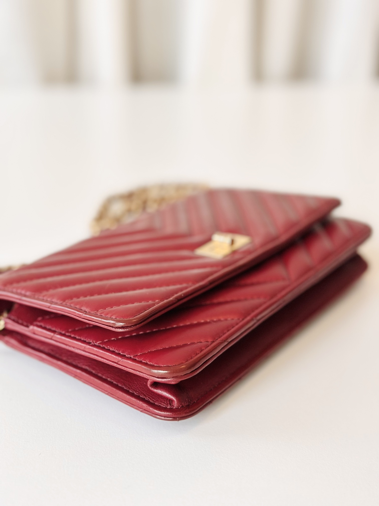 Chanel Reissue wallet on chain - Image 6